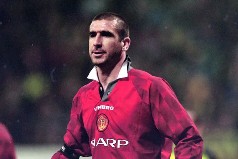 Eric Daniel Pierre Cantona là một cựu cầu thủ bóng đá chuyên nghiệp người Pháp.