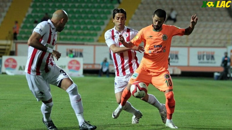 Alanyaspor sẽ có cuộc đối đầu căng thẳng với Samsunspor