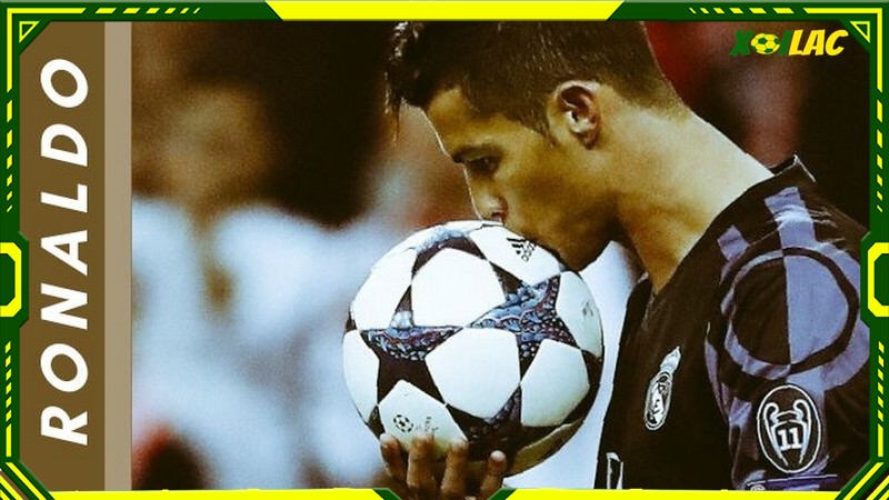 Trung phong hay nhất thế giới Cristiano Ronaldo